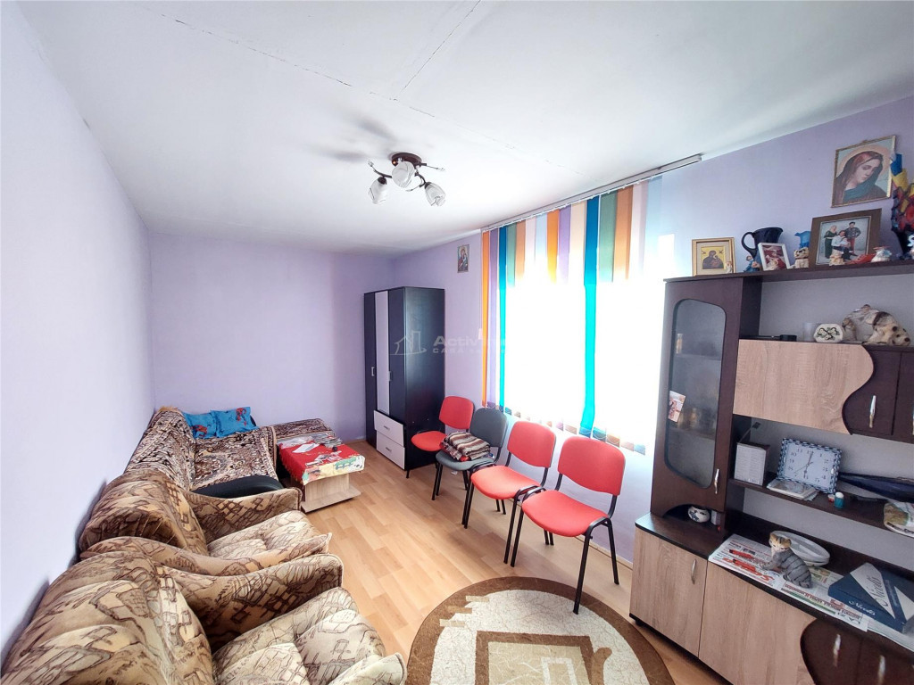 Casa P M, 3 camere, 80 mp, teren 400 mp, Vernesti, sat Cande