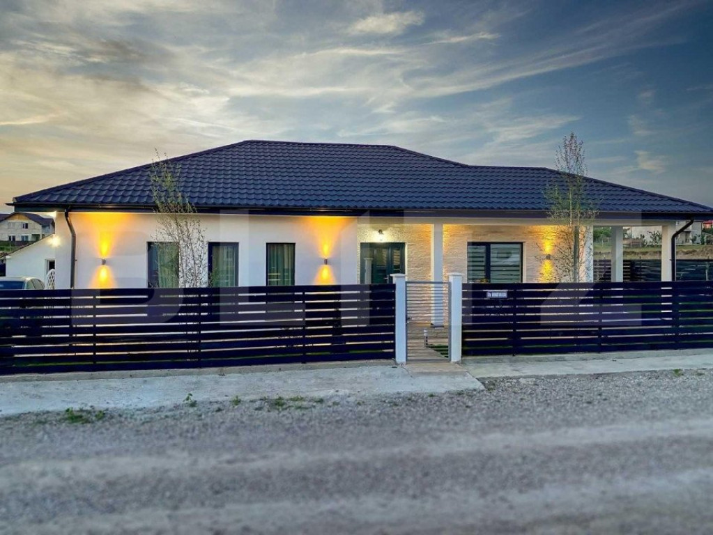 Casa cu 4 camere de 90 mp utili, 400 mp teren, zona Vorovest