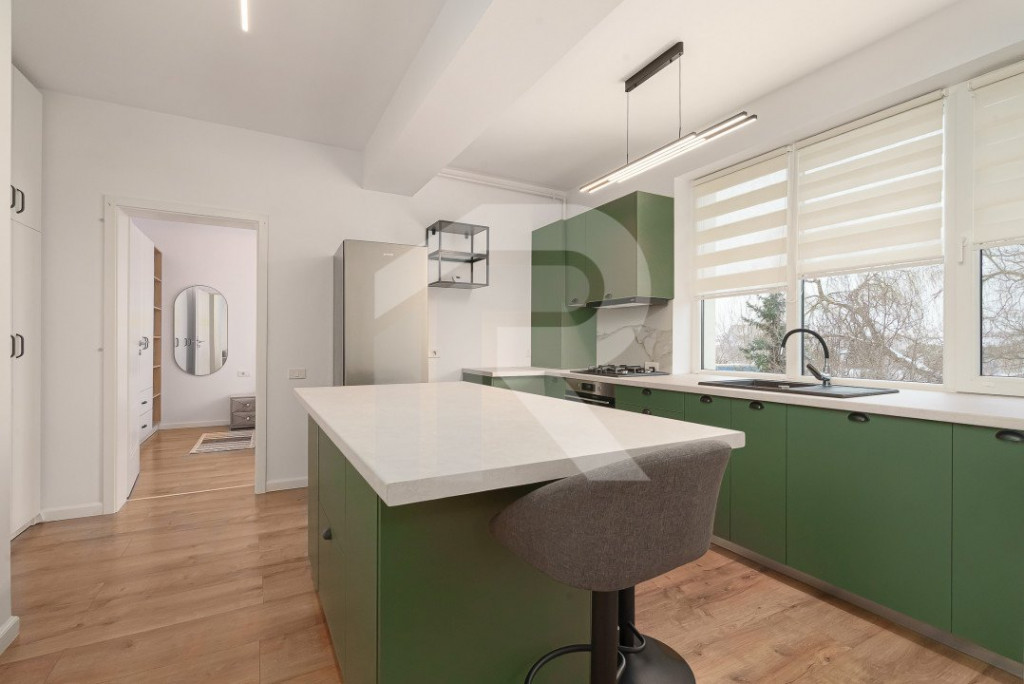 Apartament 2 camere mobilat-utilat prima închiriere Calea B