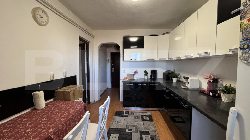 Apartament decomandat 3 camere, 71 mp, George Enescu