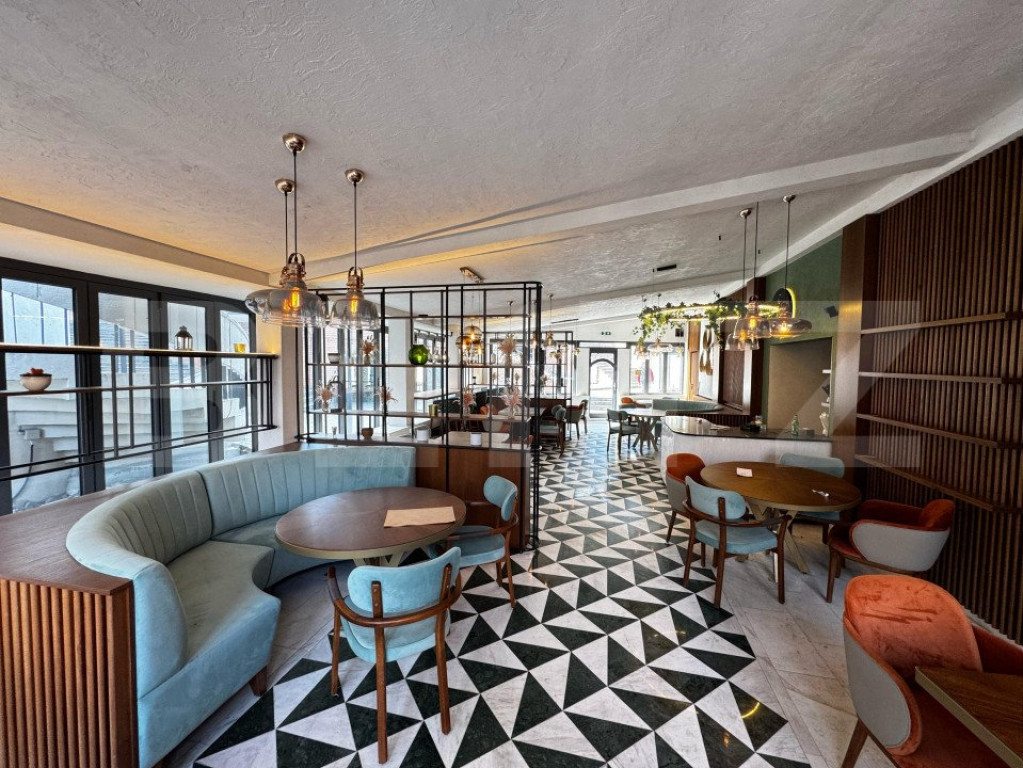 Spatiu comercial 330 mp utili, pretabil restaurant și pub,
