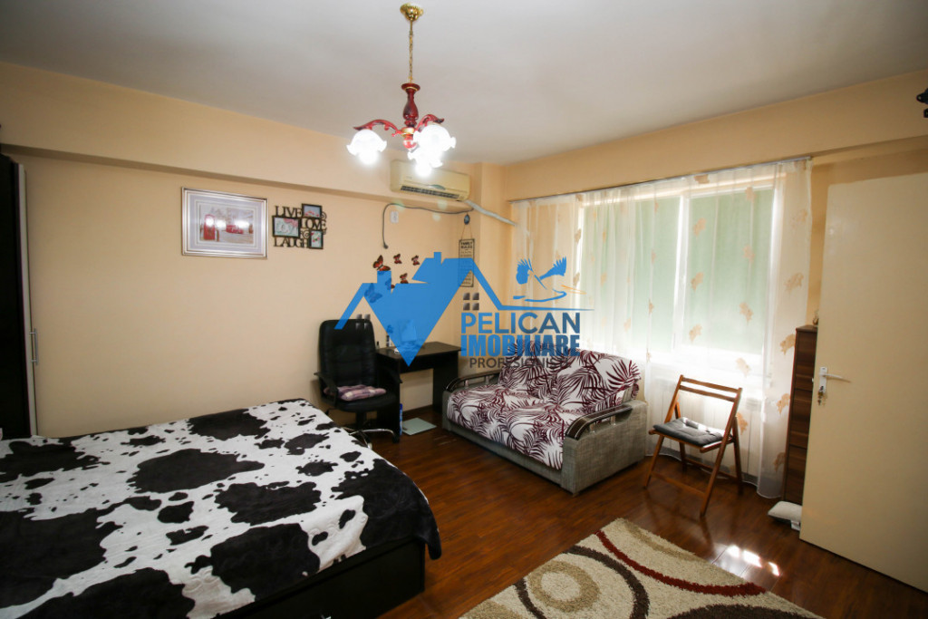 Pelican, Garsoniera, Etaj 2, mobilata si utilata