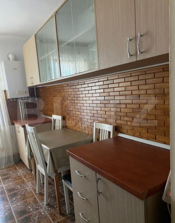 Apartament cu 2 camere, 58 mp, zona Corina