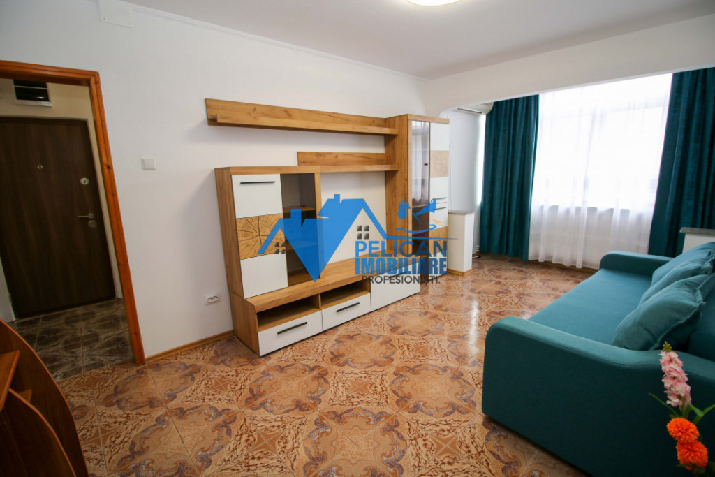 Vest , 2 camere, renovat complet