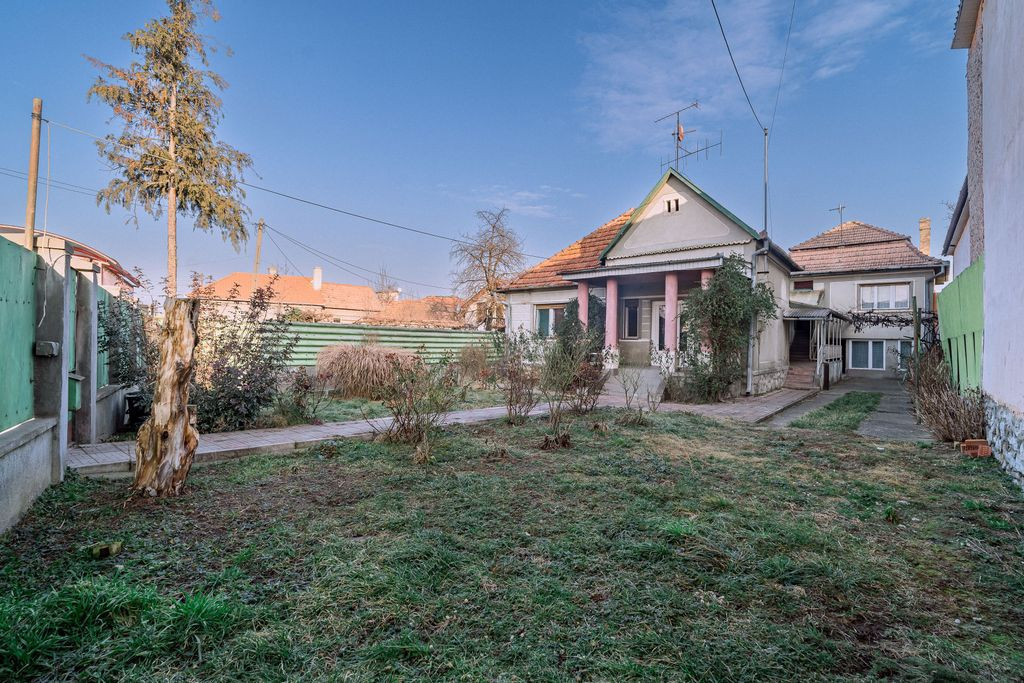 Casă, 6 cam, 2 bucătării, 2 băi, #Aleșd, 80 000 E. C...