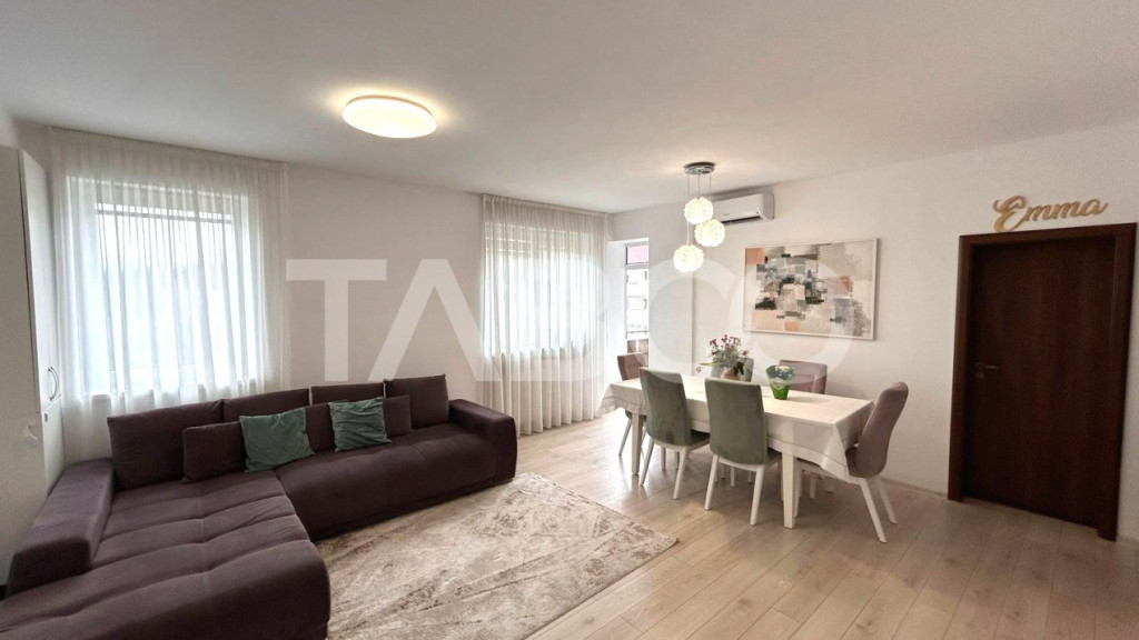 Apartament de vanzare cu 3 camere loc parcare boxa si balco