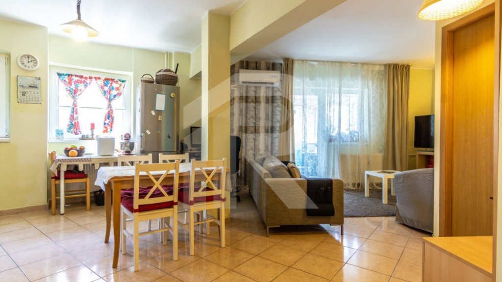 3 camere decomandat cu 2 bai, 2 balcoane, complet mobilat si