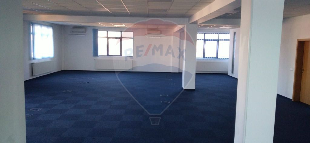 Spațiu birouri de 237mp de închiriat în zona Calea Dum...
