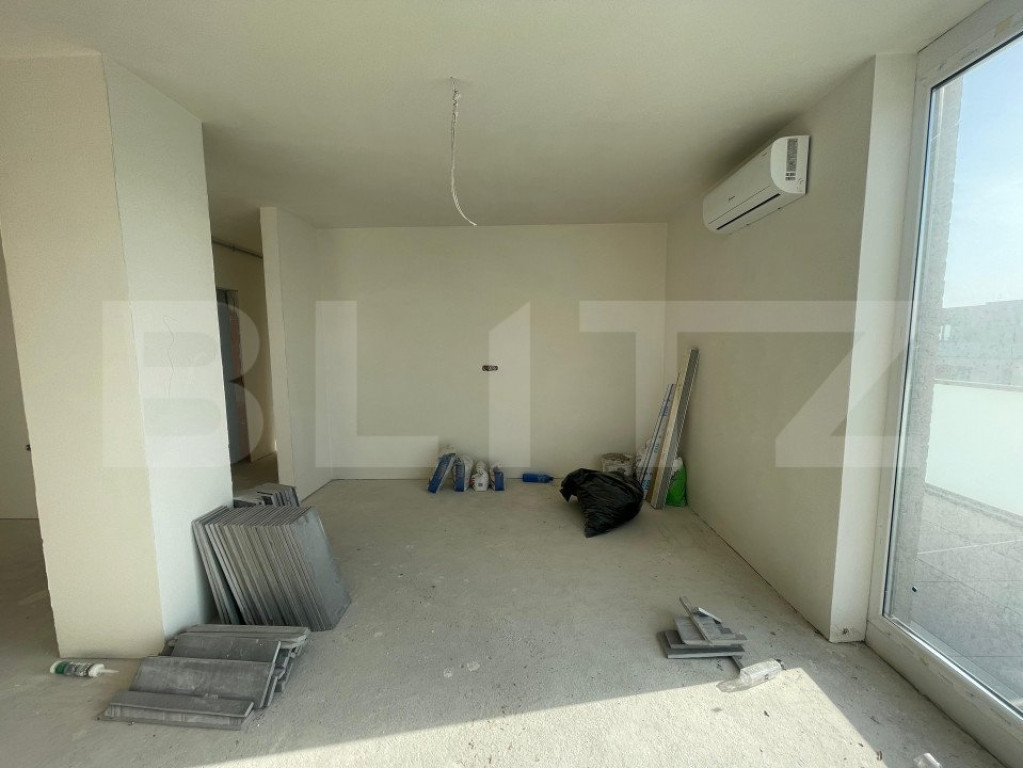 Penthouse de vanzare, 3 camere, 74 mp, zona Calea Torontalu