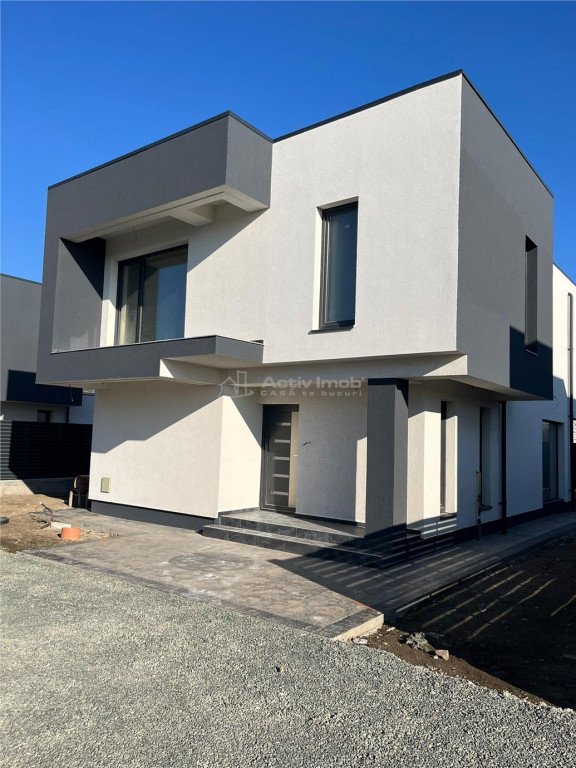 3 vile superbe str Arcasilor ,P 1,an 2024,