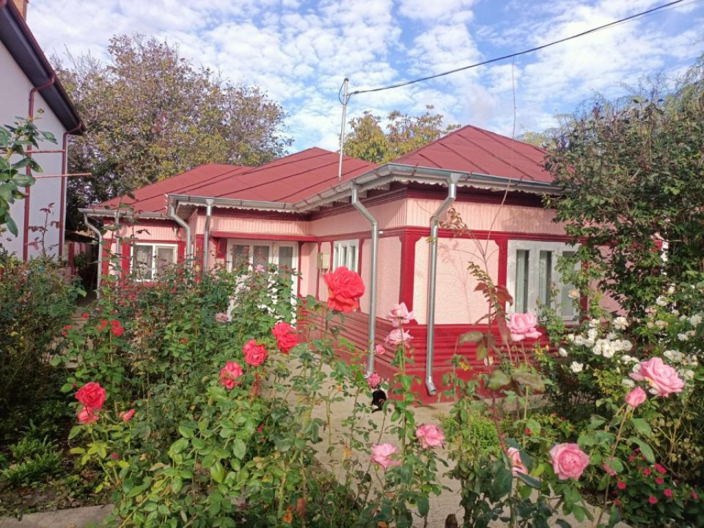 Casa 4 cam 120m utili teren 1000 mp Mobilata Chiscani