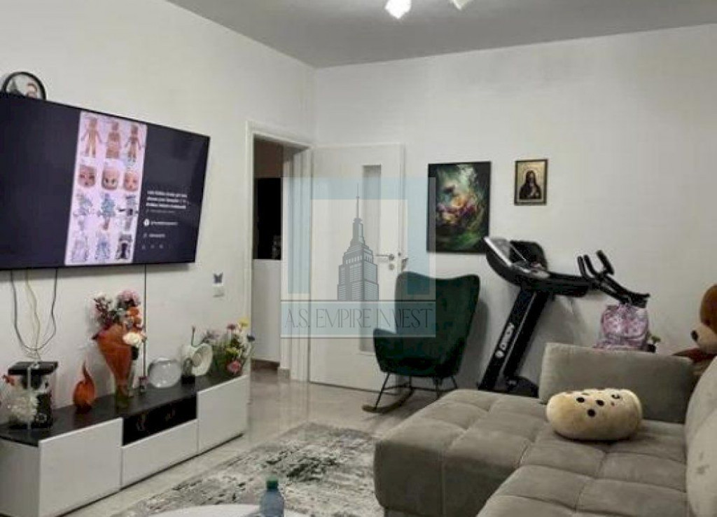 Ap 2 camere mobilat-utilat - zona Vivamus