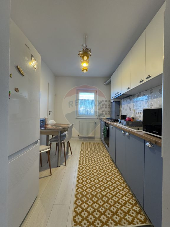 Apartament modern cu 3 camere, 2 bai, et. 1