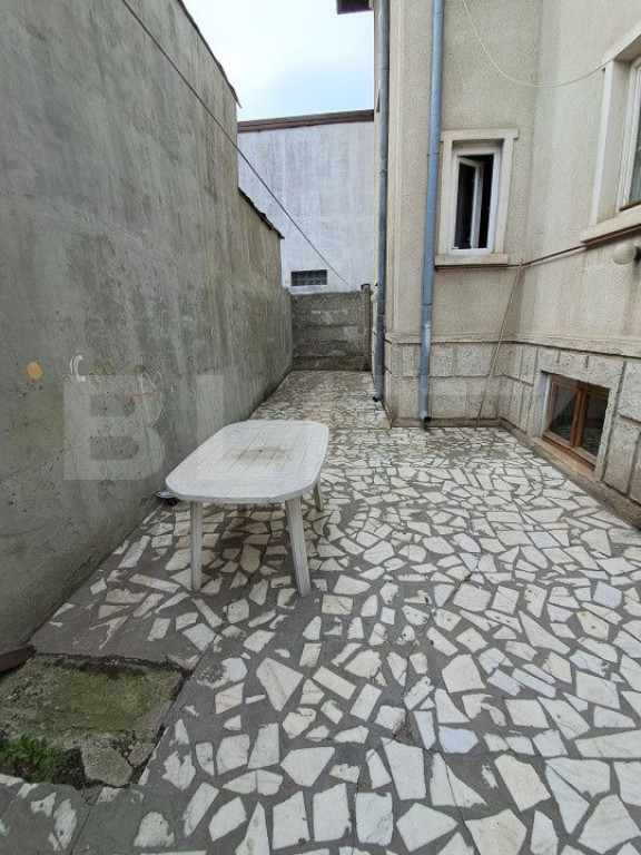 Vanzare vila, curte proprie, 6 camere, 344 mp, zona Brancove