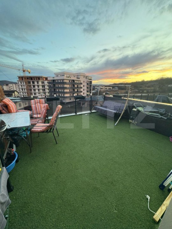 Mini Penthouse cu 2 camere, terasa 23 mp, Bistrita