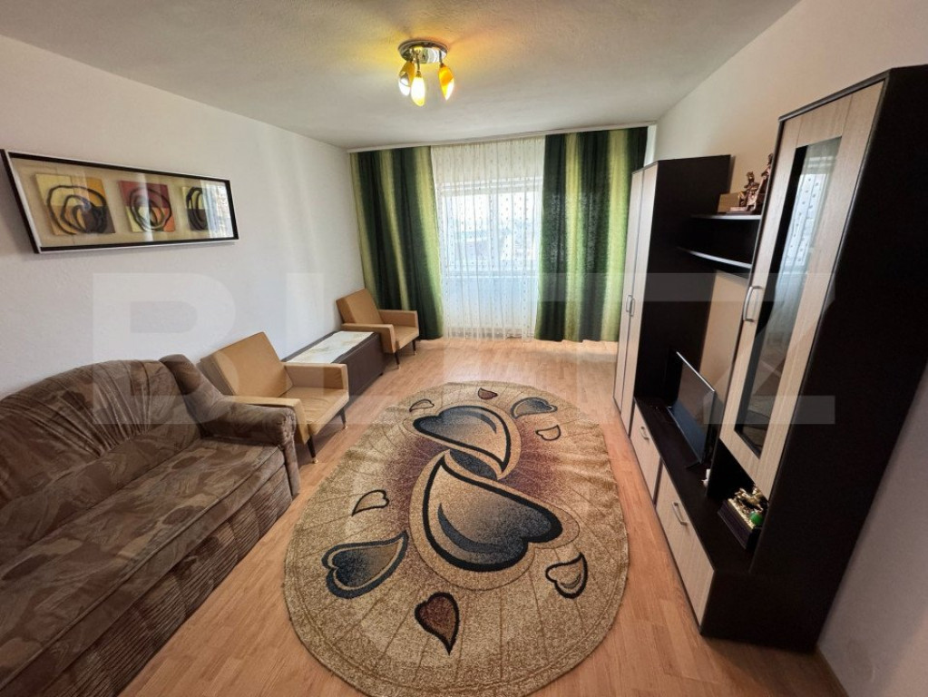 Apartament de inchiriat, 2 camere, 45 mp, zona Mihai Eminesc