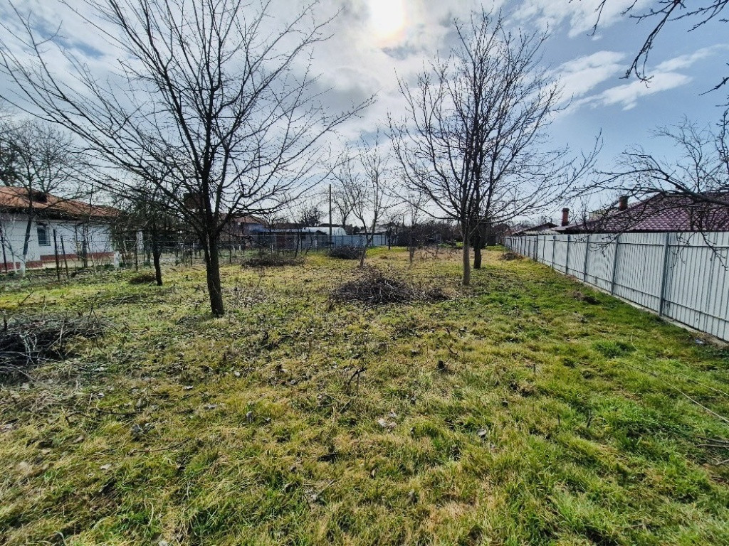 Teren de I Ultracentral I Branesti