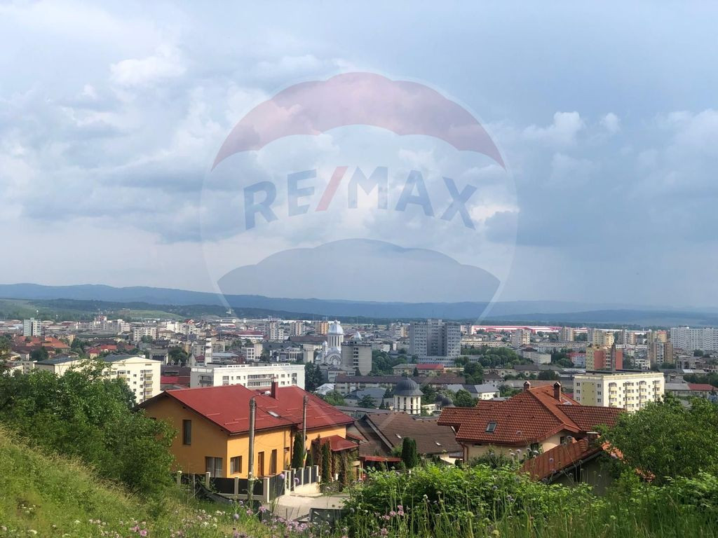 Teren 2,868mp /case/ duplexuri /Baia Mare / Strada Sanata...