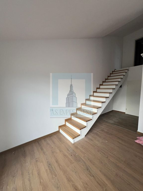 Apartament 3 camere / penthouse pe doua nivele - zona San...