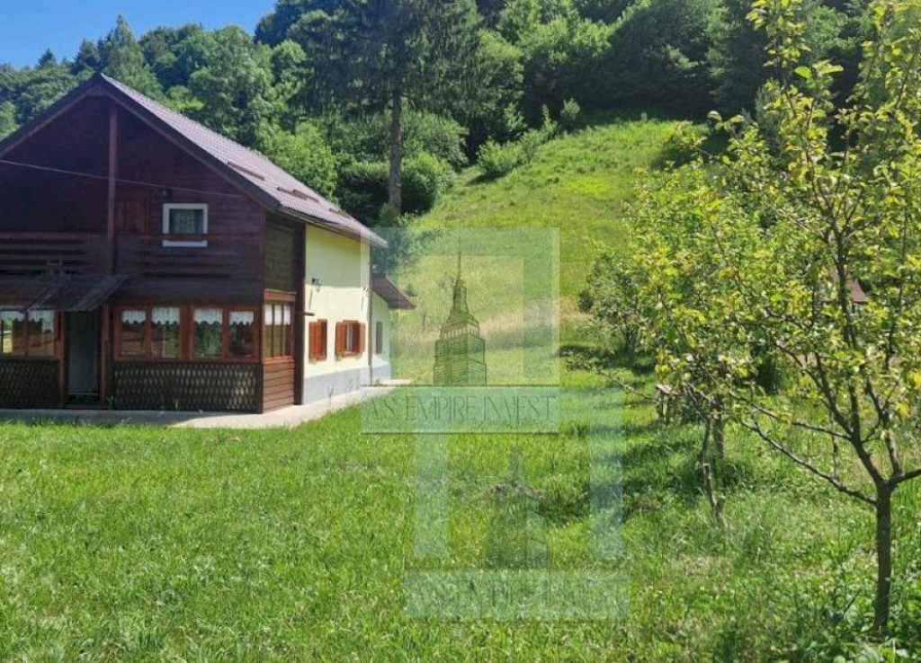 Casa de vacanta - zona Dambovicioara (ID: CP2392157)