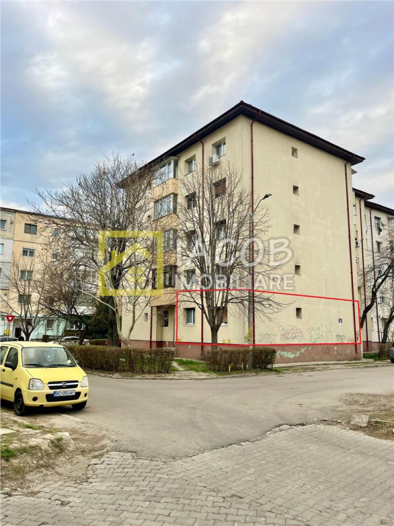 3 camere decomandate, parter inalt cu balcon, str. Pictor Th