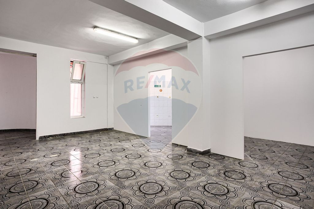 Spațiu comercial de 86 mpc în zona ultracentrală a Ara...