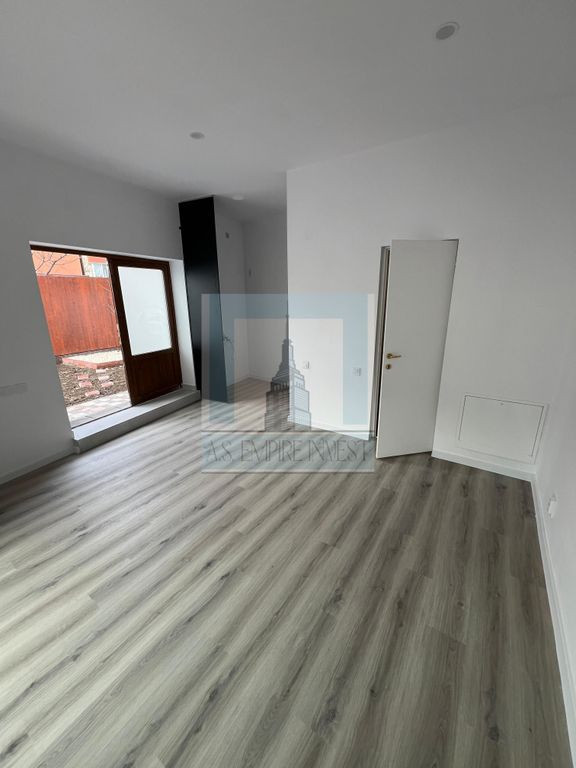 Spatiu comercial 45mp - zona Bartolomeu