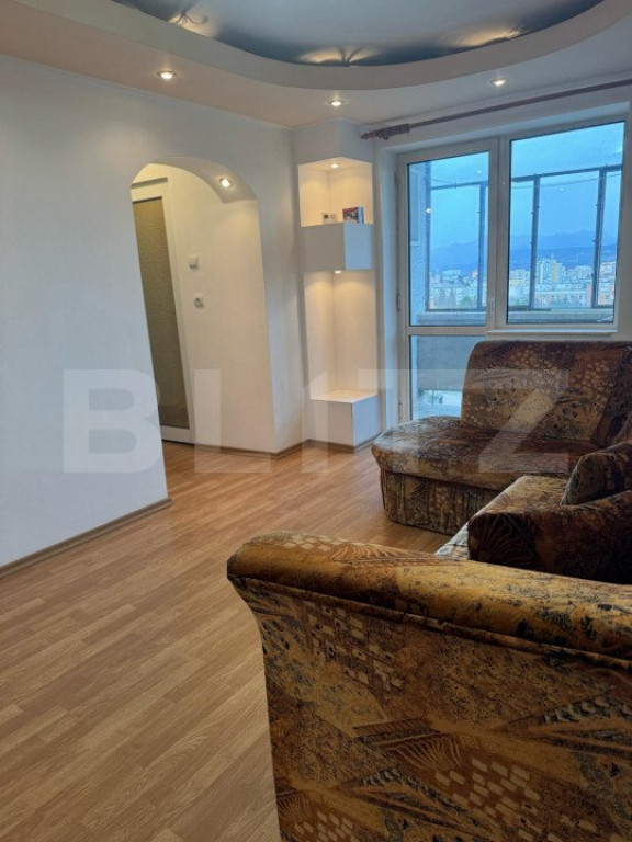 Apartament cu 3 camere, 48 mp, semidecomandat, zona- Titu Ma
