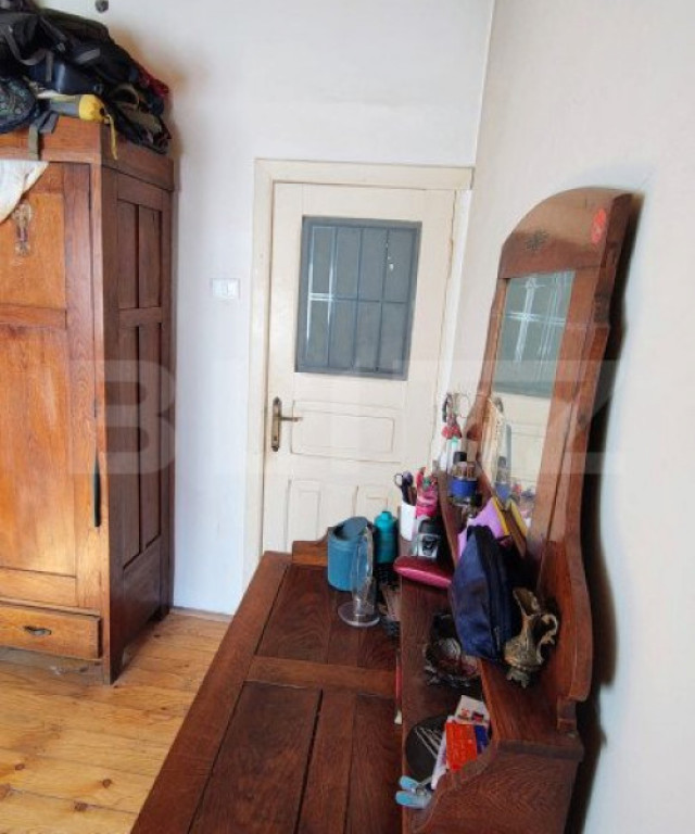 Oportunitate - Monument Istoric lângă Cetatea Râșnov s