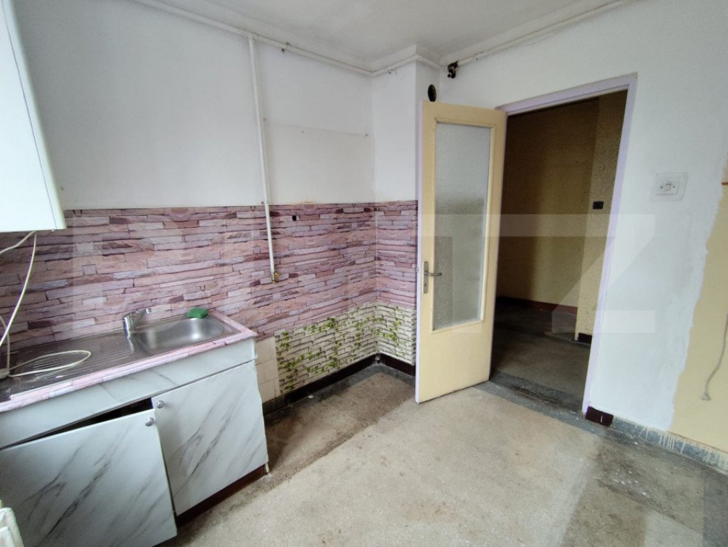 Apartament 2 camere, 44mp, zona Cugir