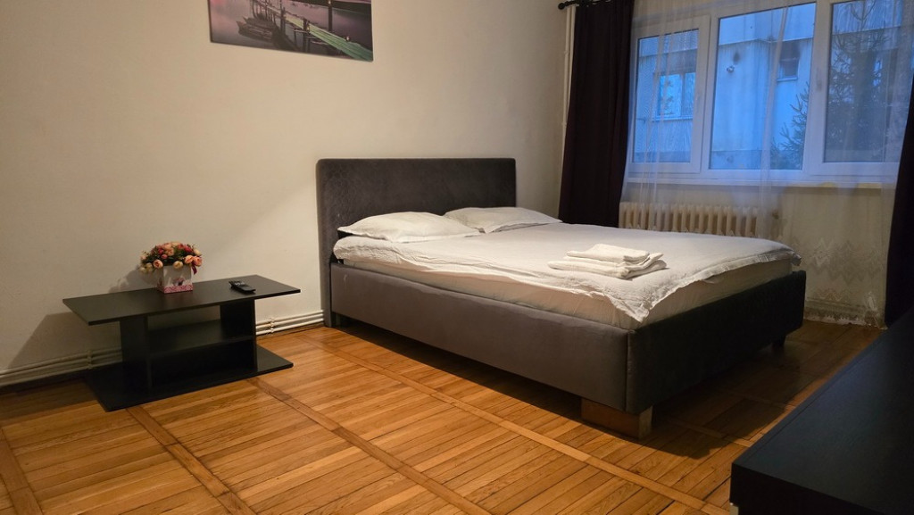 Apartament una camera in Deva, zona Zamfirescu, parter