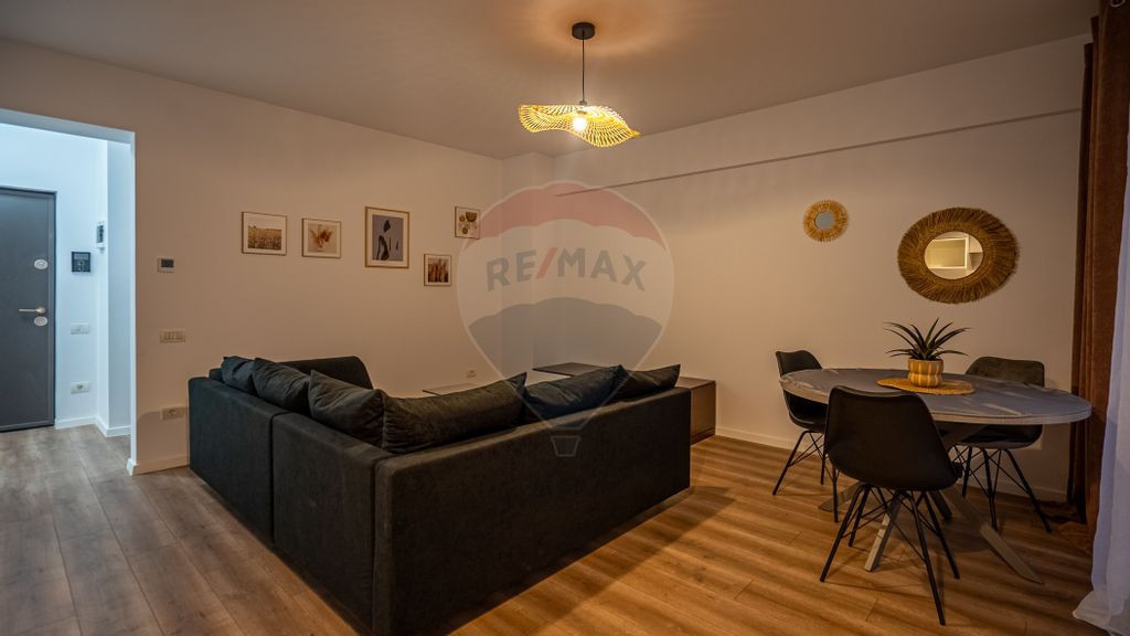 Apartament cu 2 camere de închiriat/Pet-friendly