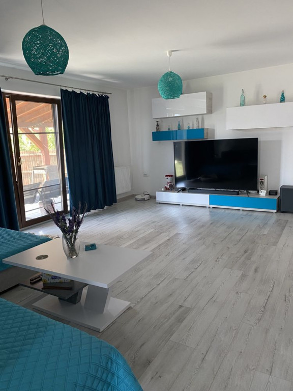 Casa cu 500mp teren, Izvor, Brasov