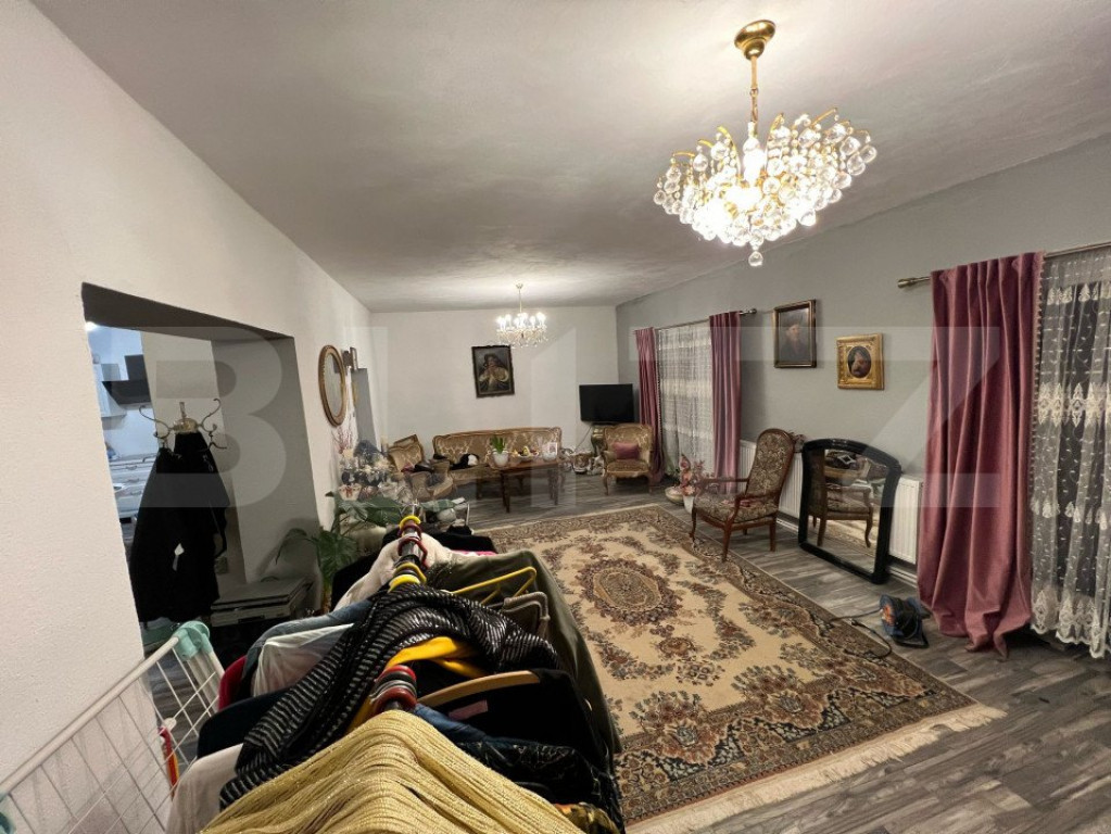 Casa de vanzare cu 3 camere la 20KM de Bistrita