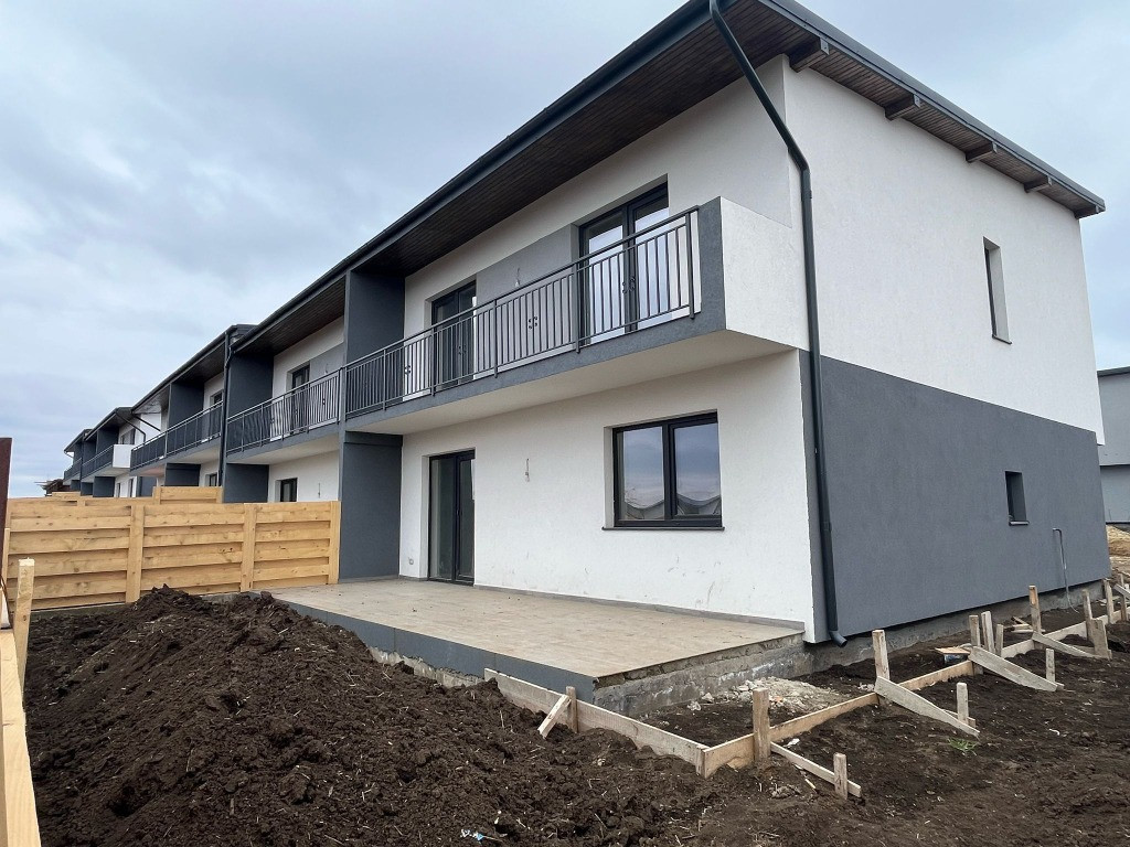 Corp duplex - Valea Lupului, finalizat, 120mpu