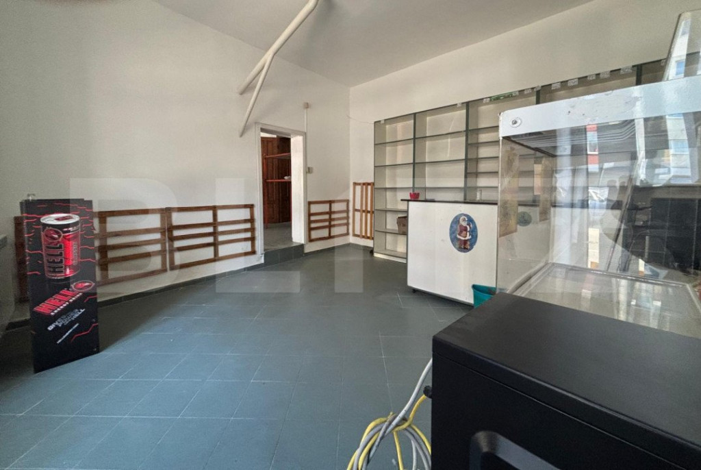 Inchiriere spațu comercial, 3incaperi, 74 mp, zona cehntral