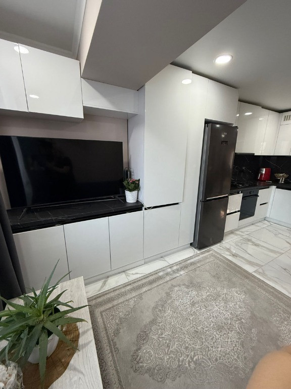 Apartament de vanzare cu o camera in zona Blumana