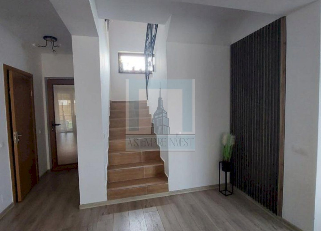 Casa tip duplex - zona Sanpetru (ID: 17911)
