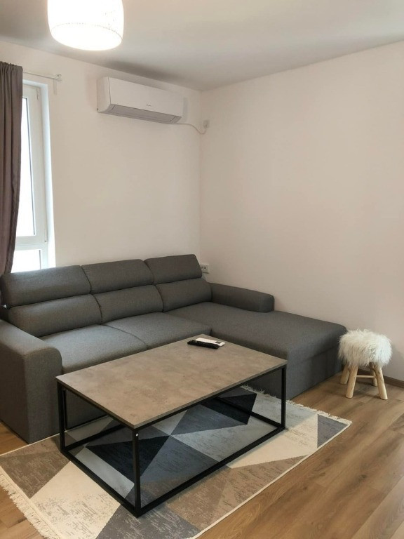 Se vinde garsoniera in zona Racadau