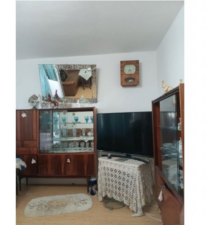 Apartament 4 camere Rahova