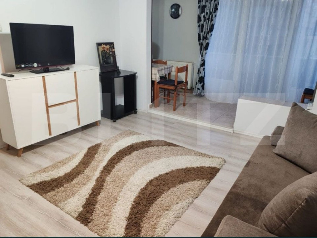 Apartament cu 2 camere, 50 mp, zona Decebal