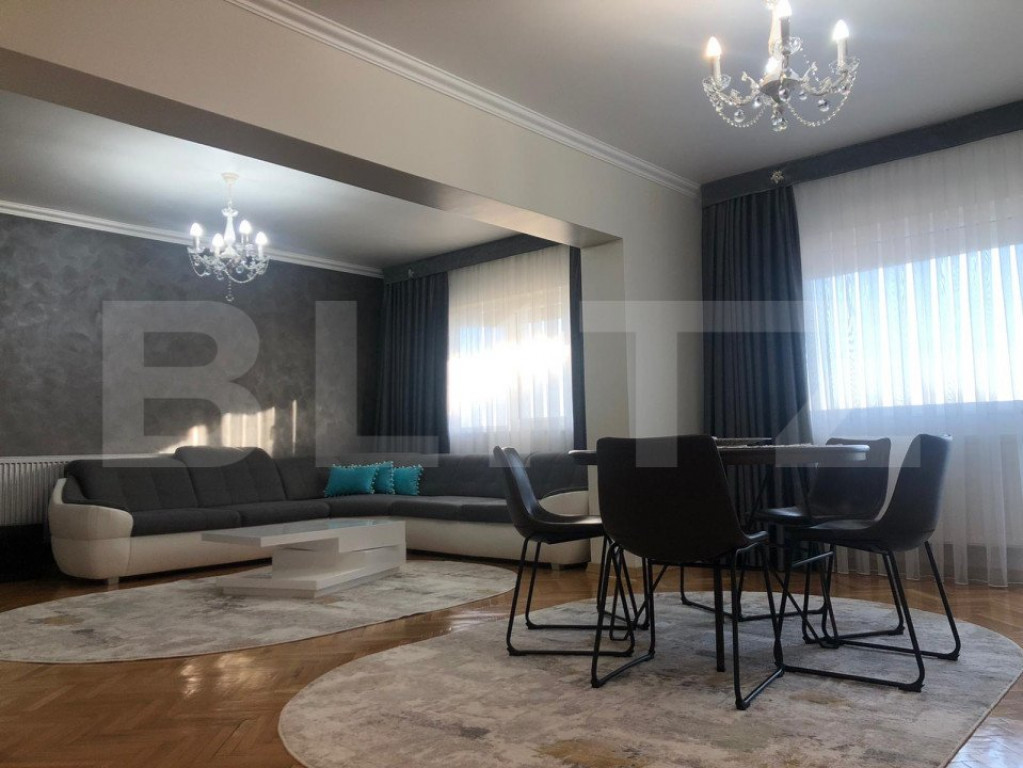 Apartament cu 4 camere, 115 mp, zona Centrala