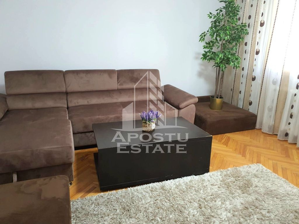 Apartament 3 camere, centrala proprie, decomandat, zona G...