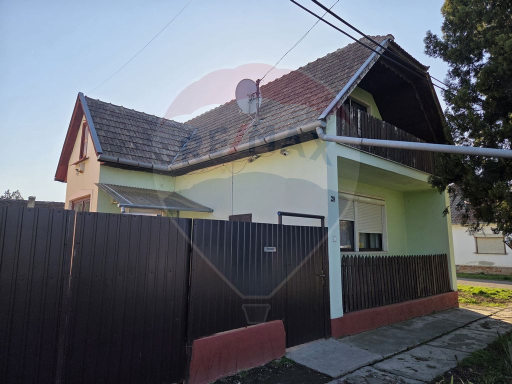 Casa cu mansarda in Sarkad Ungaria