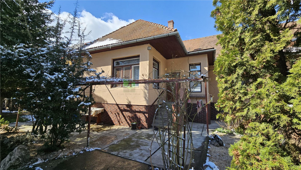 CORP CASA 2 CAMERE MOBILAT-UTILAT , BRASOV, 450 EURO