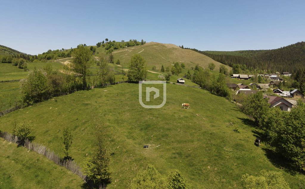 Parcelez teren 6514mp intravilan Manastirea Humorului