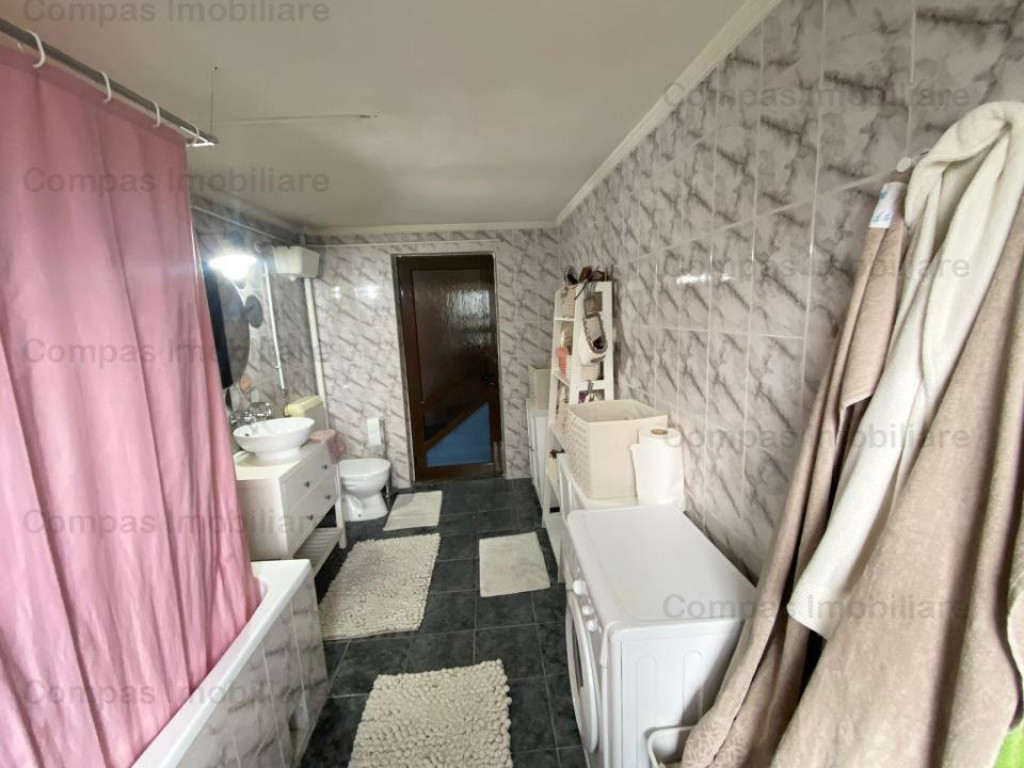 Proprietate excepțională - multiple utilizări - Zona Ursu