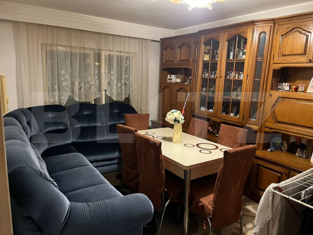 Apartament 3 camre, 65mp, zona Micro 17