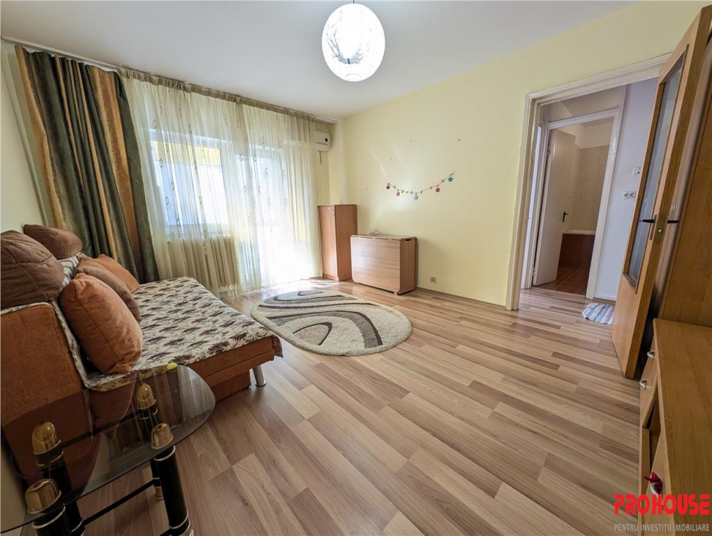 Adriatica - chirie apartament 2 camere - mobilat