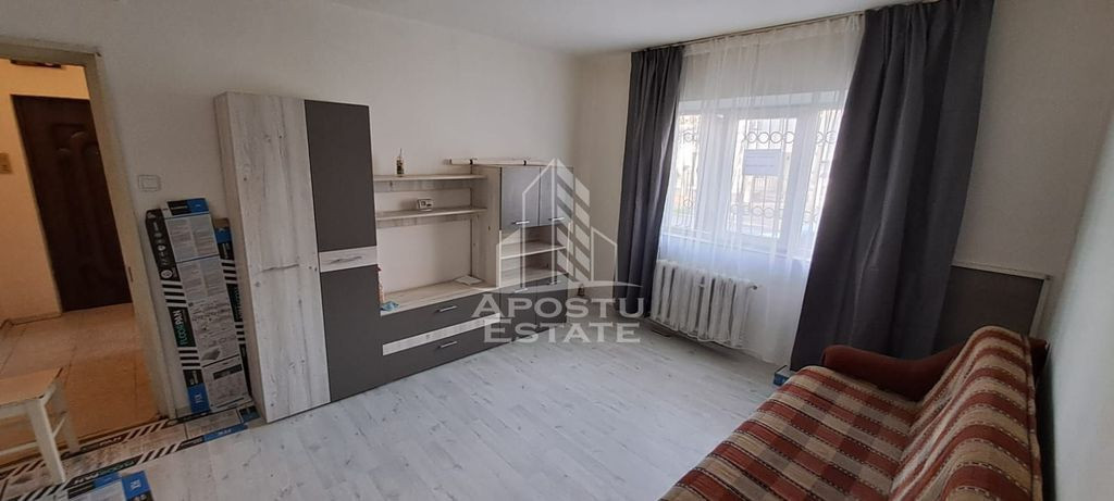 Apartament 2 camere, centrala proprie, Complexul Studentesc